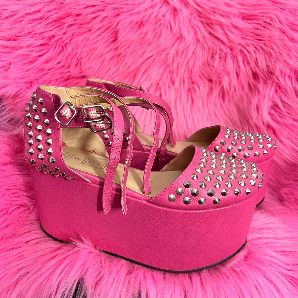Ego and greed pink stud platform shoes